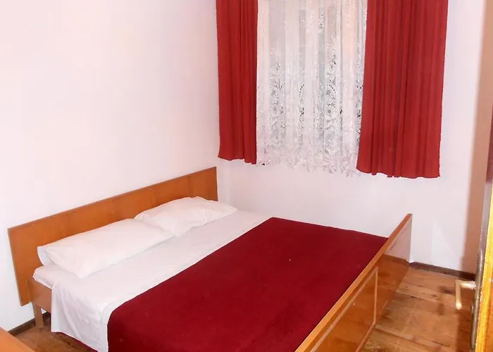 With Parking Space Vrisnik, Hvar - 4051 דירה